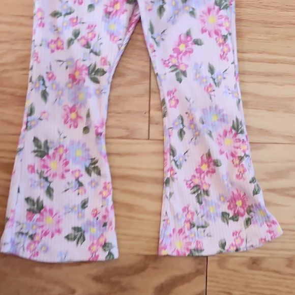 Charming Pink Butterfly Matching Pant Set for Toddlers 2T - Picture 11 of 17